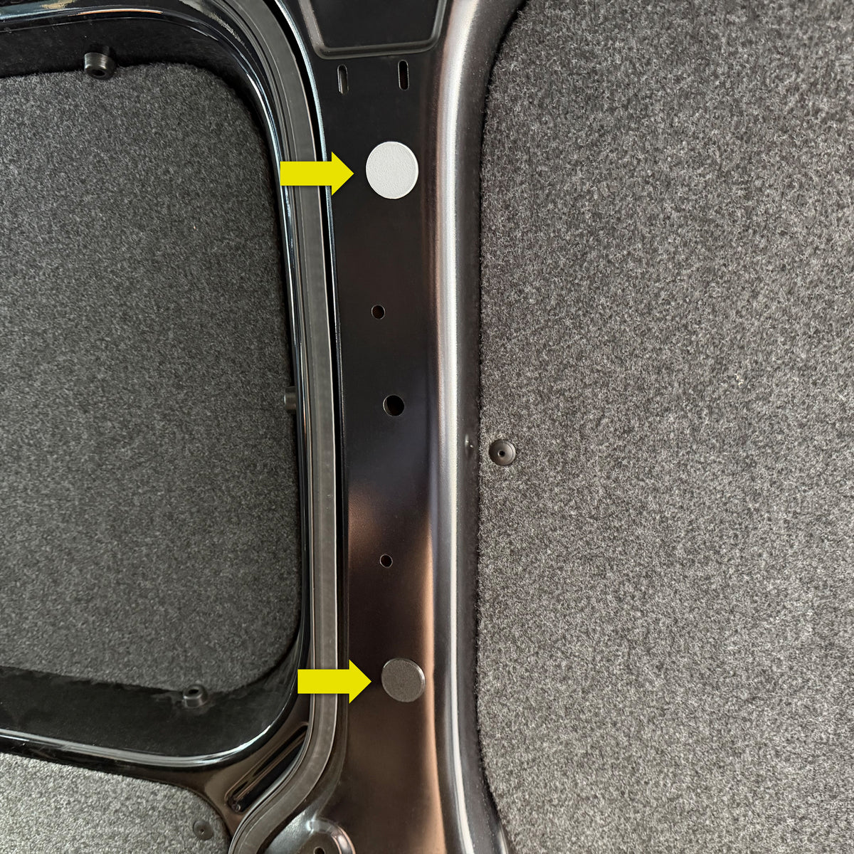 Abdeckung für Karosserieöffnungen (28 mm), für VW Caddy 3+4