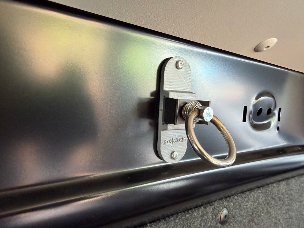Abdeckung mit Airline Punkt passend für VW Caddy 3+4