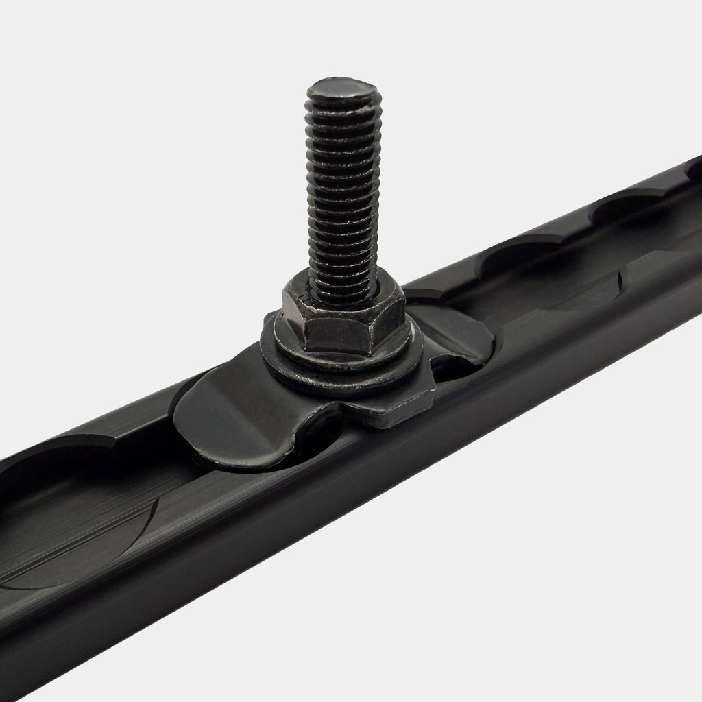 M8 Schraub Fitting 30mm schwarz
